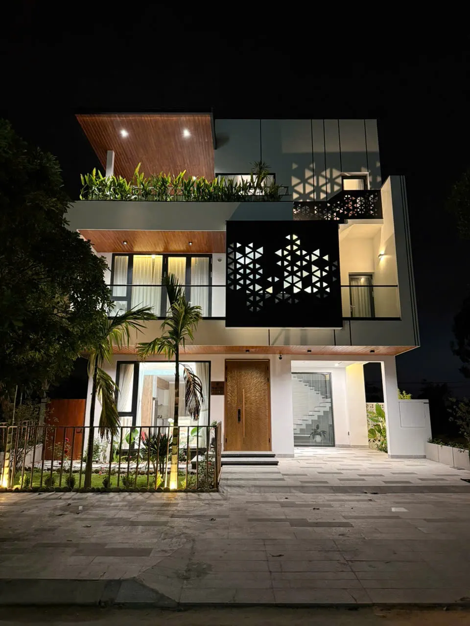 BT11-3 Regal Victoria — 5 Bedroom - photo 5